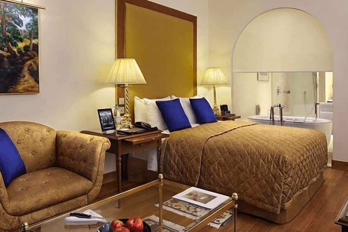 Room (Assigned on arrival) | 1 bedroom, premium bedding, minibar, in-room safe