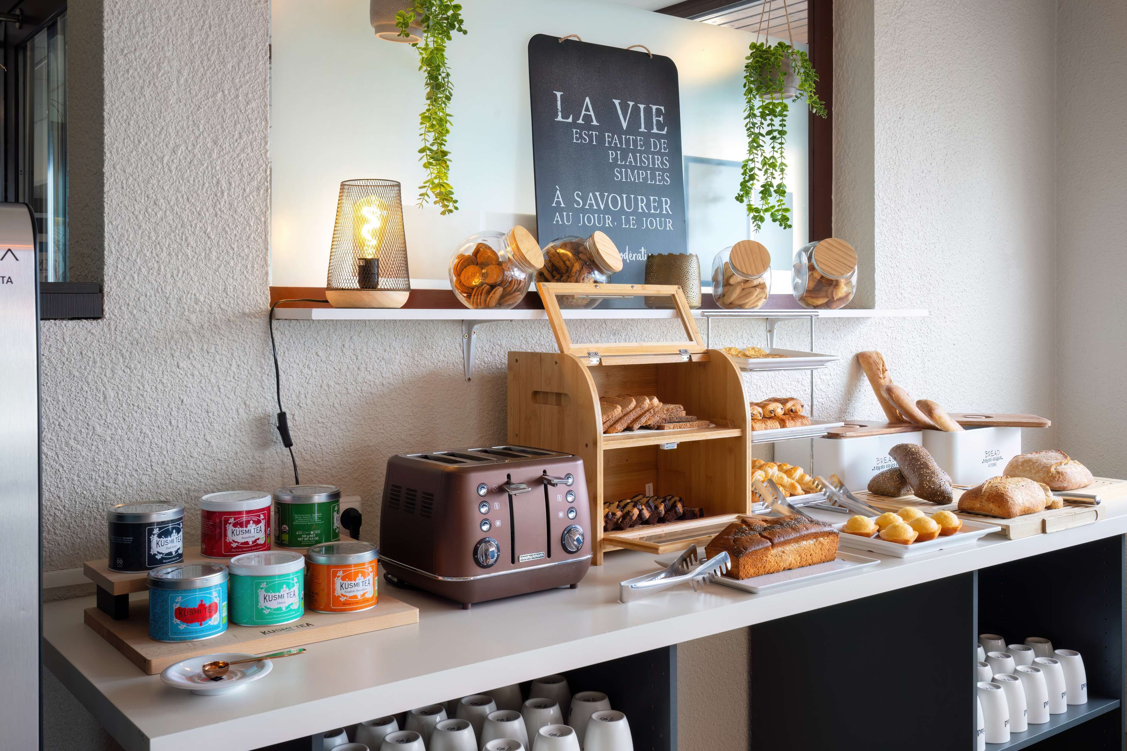 daily buffet breakfast (eur 12.9 per person)