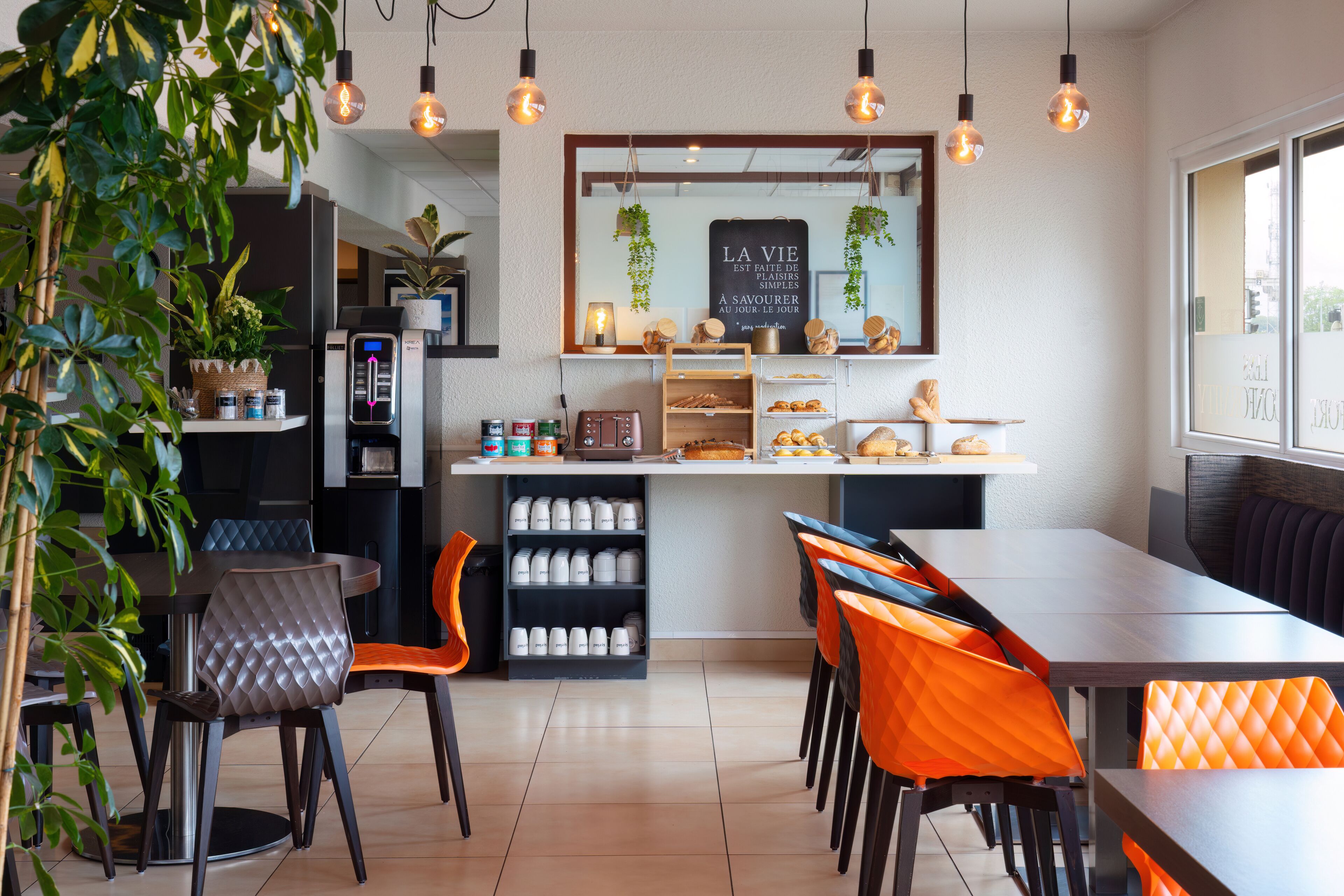 daily buffet breakfast (eur 12.9 per person)