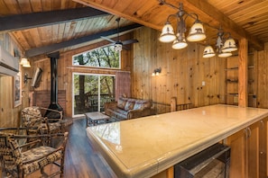 Microwave, coffee/tea maker, cleaning supplies, freezer - The Pines Resort (Bass Lake)