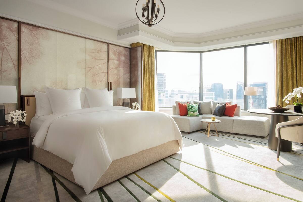 Suite Royal, 1 kamar tidur | Minibar, brankas, meja kerja, dan ruang kerja ramah laptop