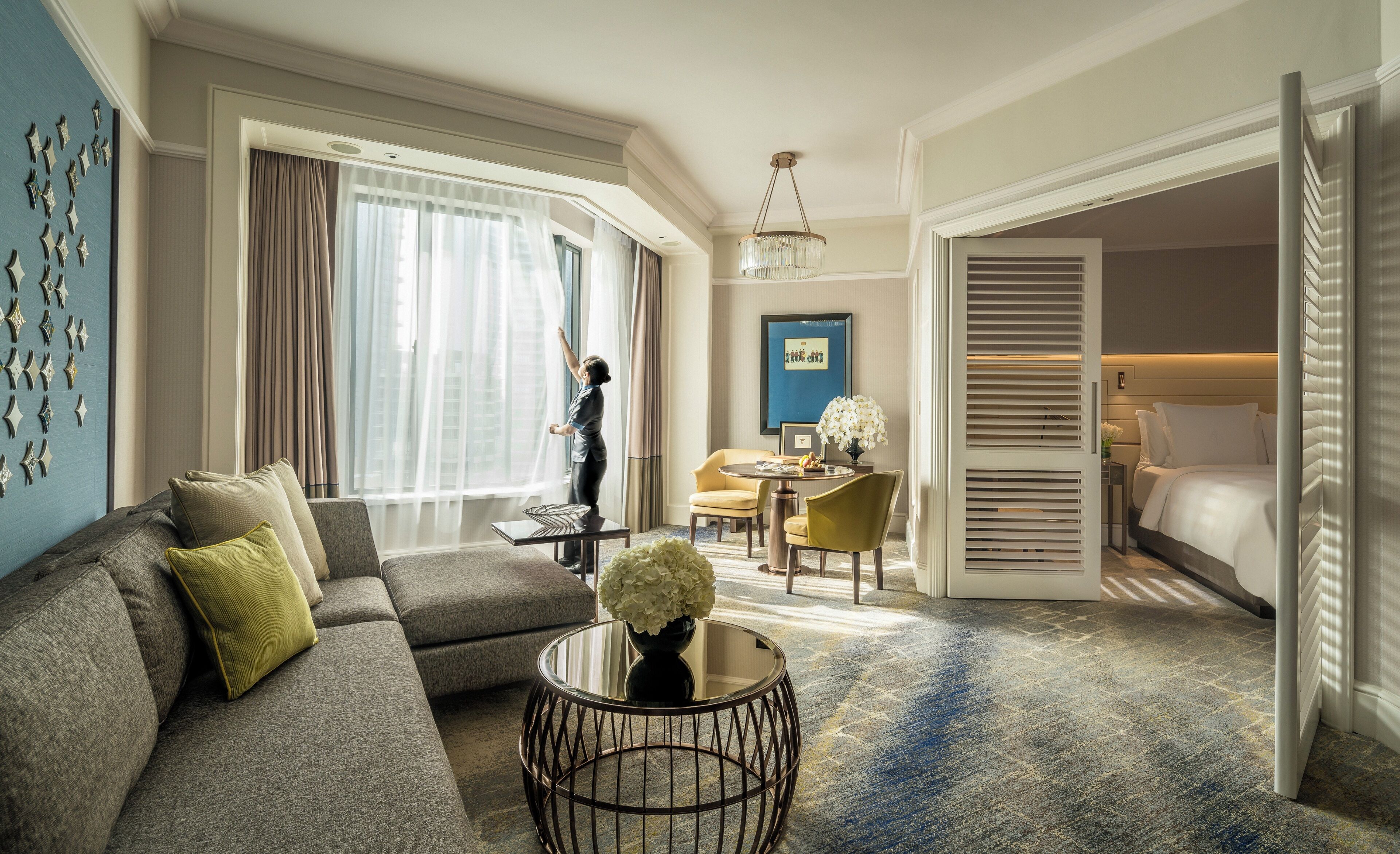 Four Seasons Hotel Singapore, Singapore Info, Photos, Reviews Book