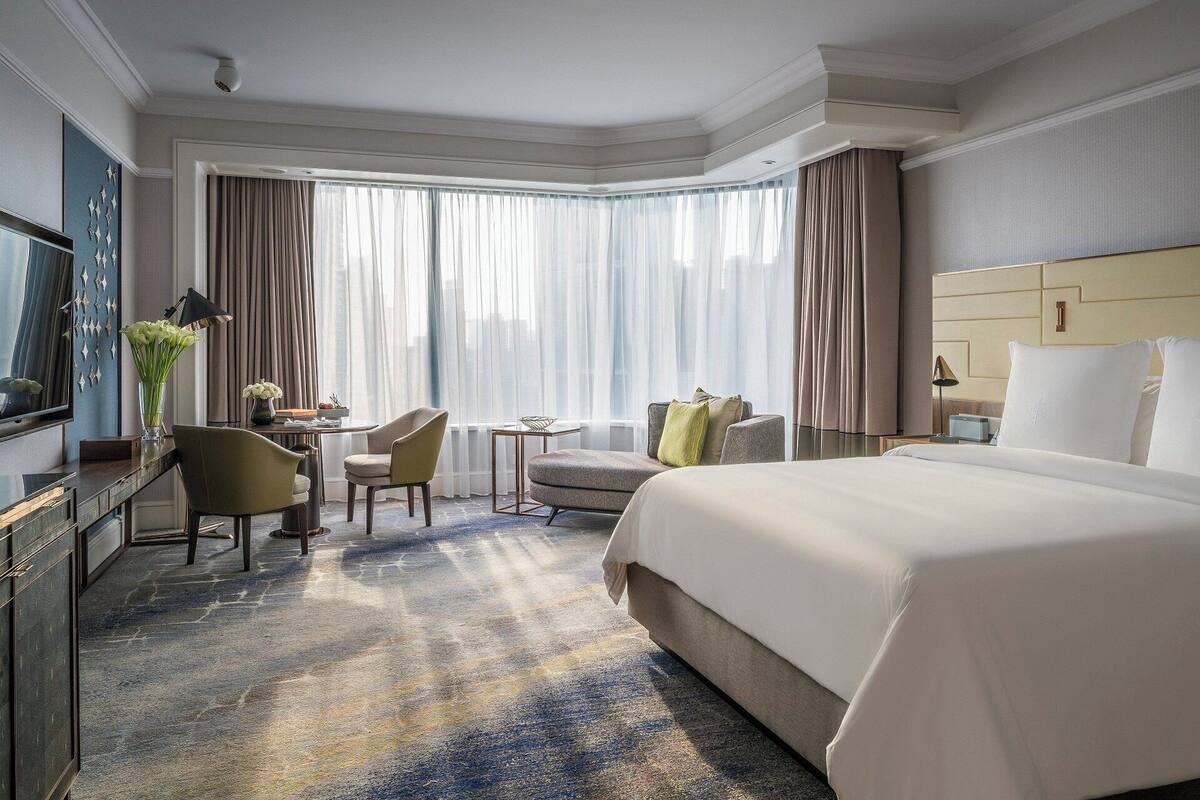 Chambre « Premier », 1 trÚs grand lit