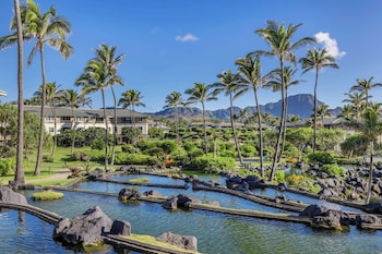 Hotel Exterior at Hilton Vacation Club The Point At Poipu Kauai