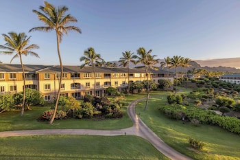 Hotel Exterior at Hilton Vacation Club The Point At Poipu Kauai
