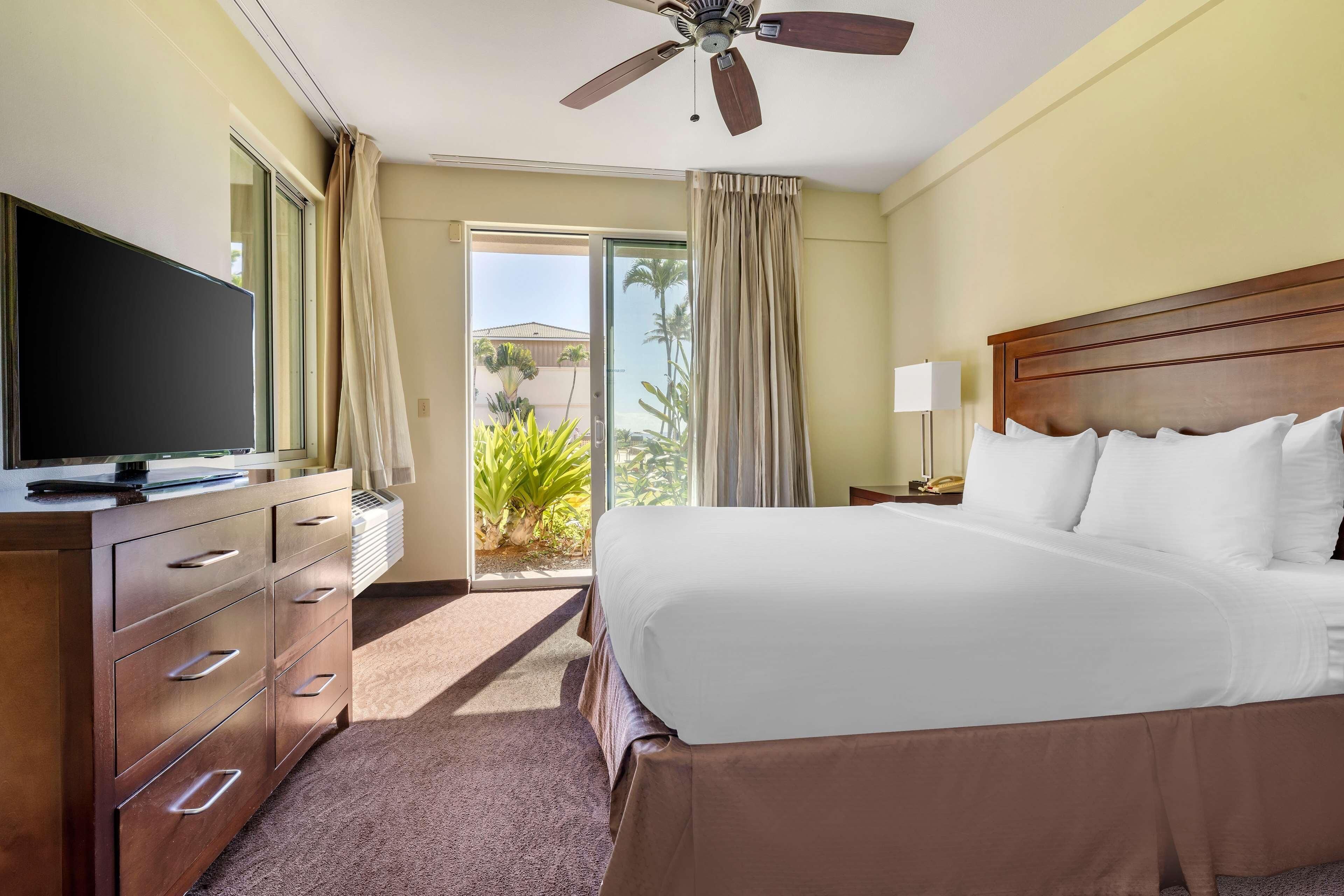 In-room safe, blackout drapes, iron/ironing board, WiFi (free)