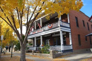 Exterior - Hotel Vendome (Prescott)