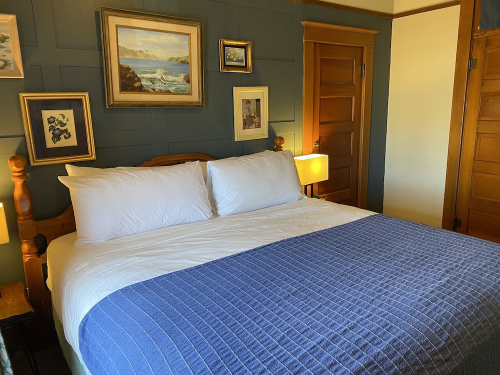 Hotel Vendome by null