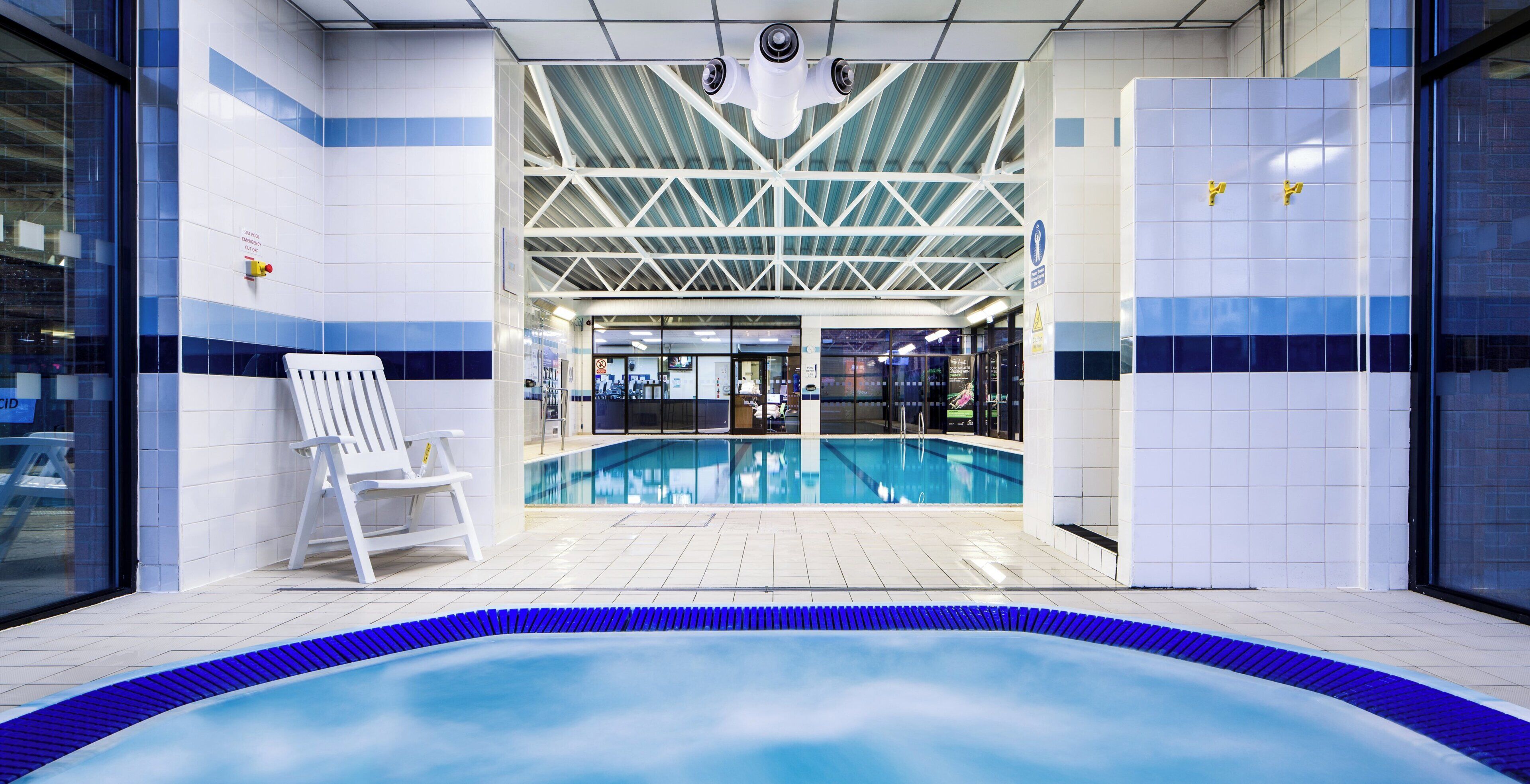 Piscina coberta 