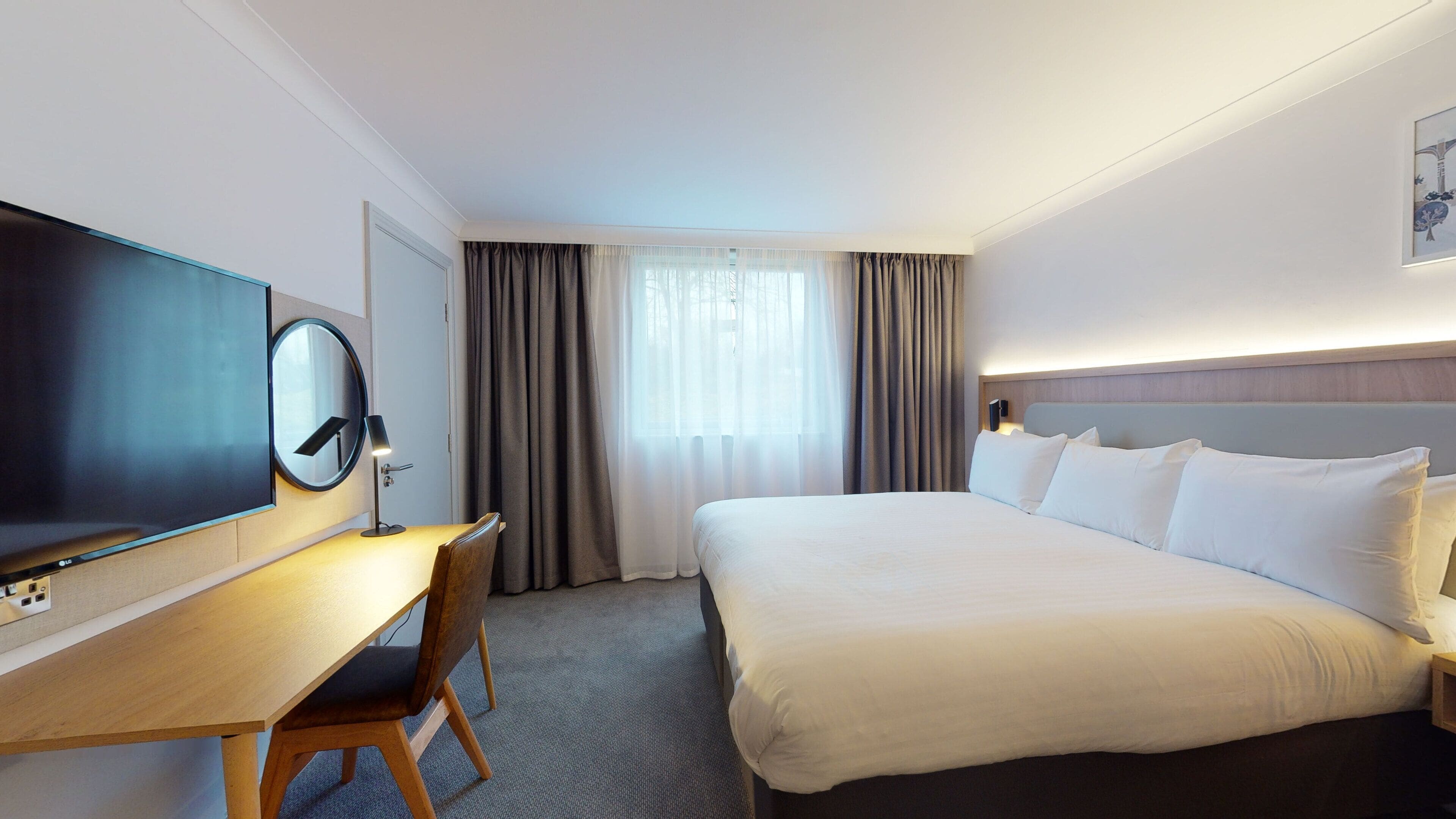 Rom – premium, 1 kingsize-seng (Super King) | Skrivebord, lydisolert, strykejern/-brett og barnesenger (inkludert)