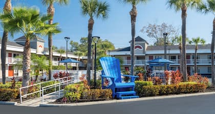 Hotel South Tampa & Suites