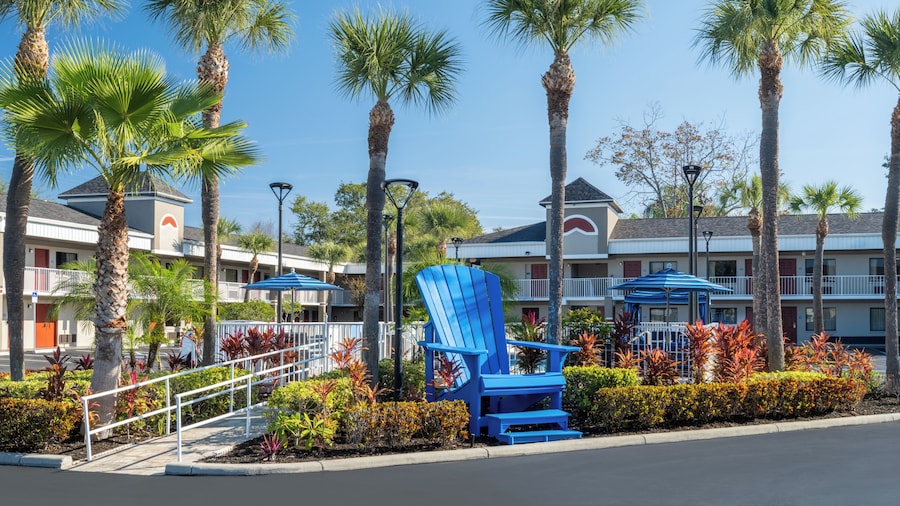 Hotel South Tampa & Suites