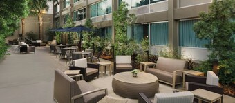 Courtyard by Marriott Los Angeles Woodland Hills