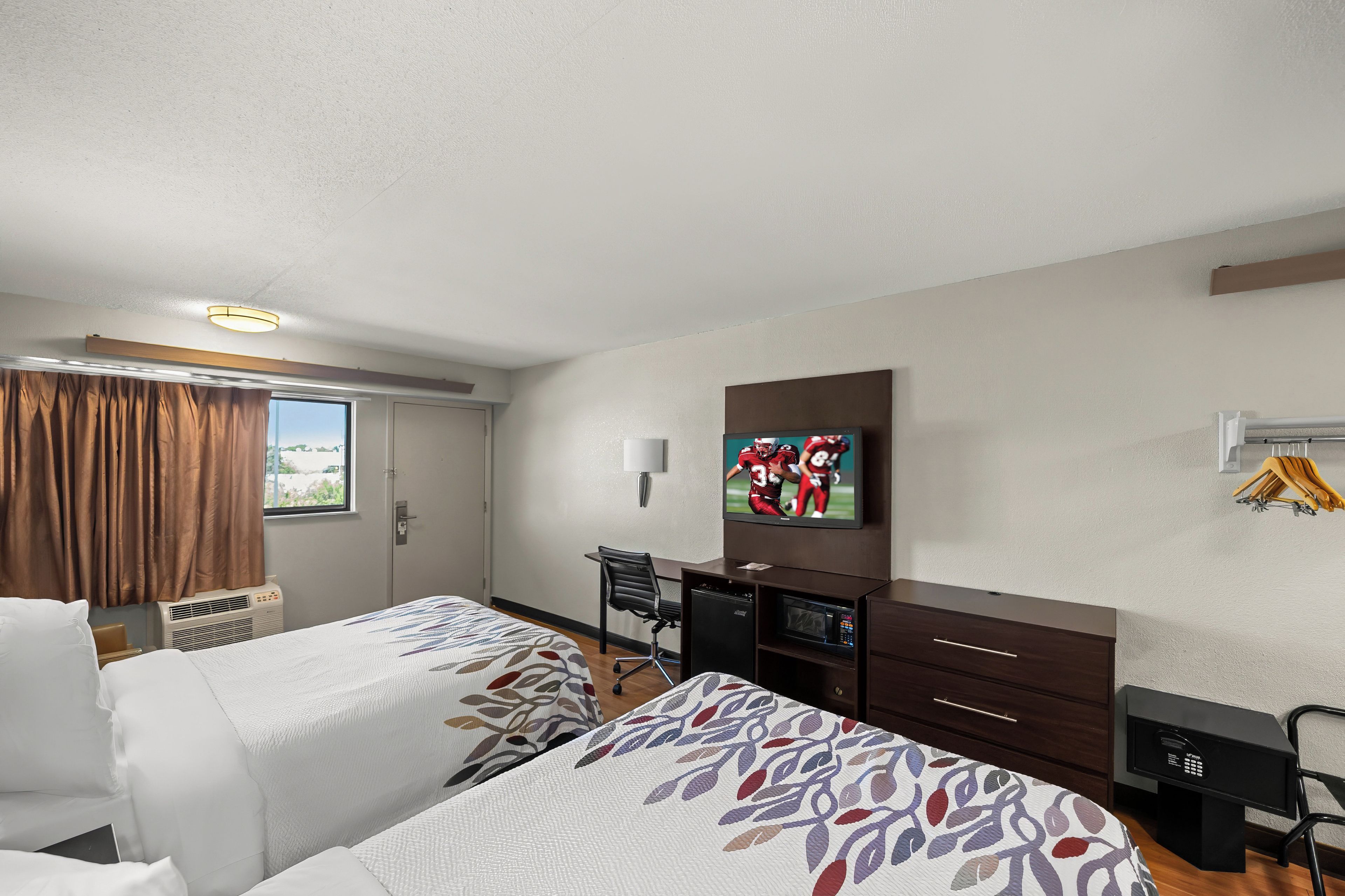 Photo - Red Roof Inn Dallas - DFW Airport North