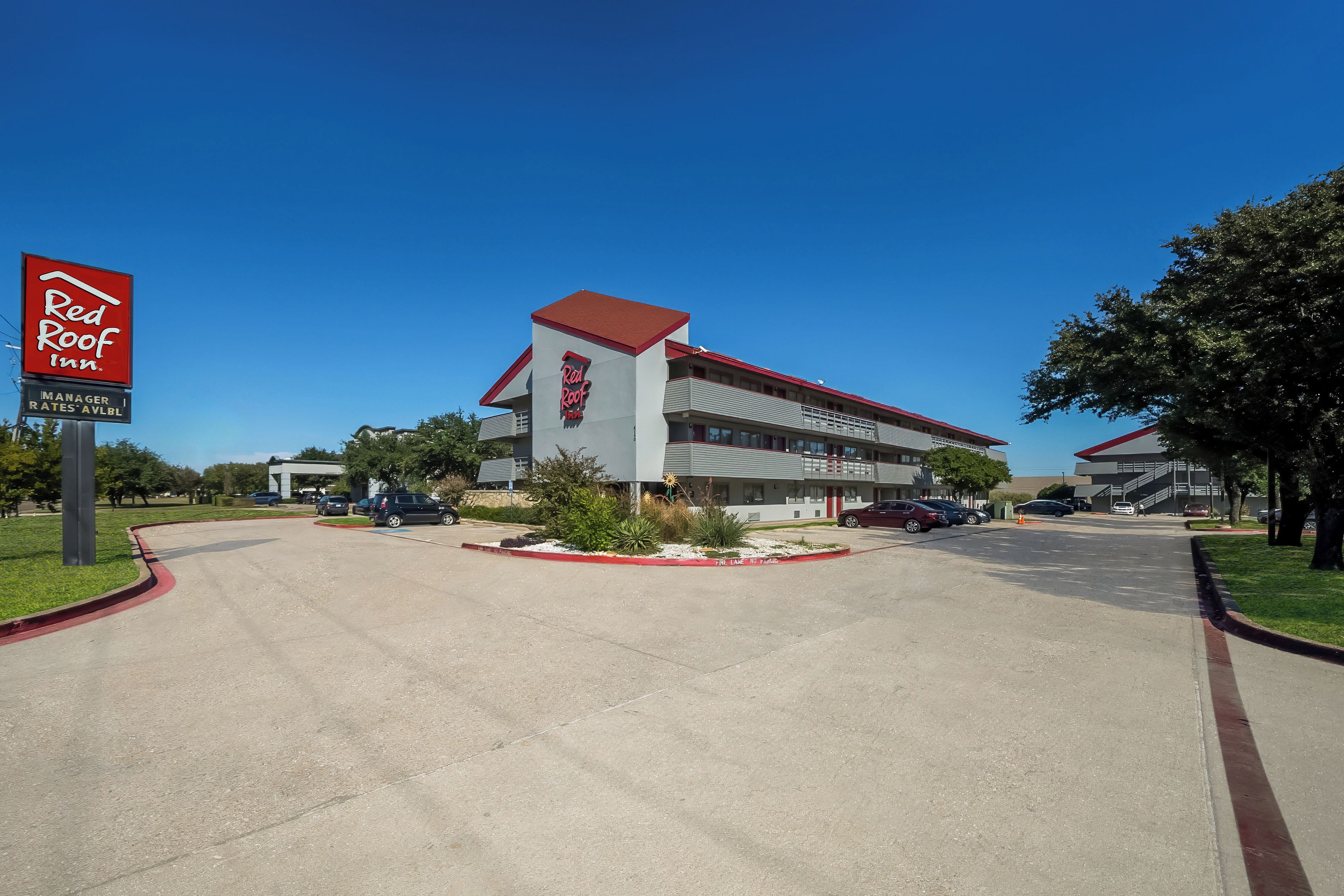 Photo - Red Roof Inn Dallas - DFW Airport North