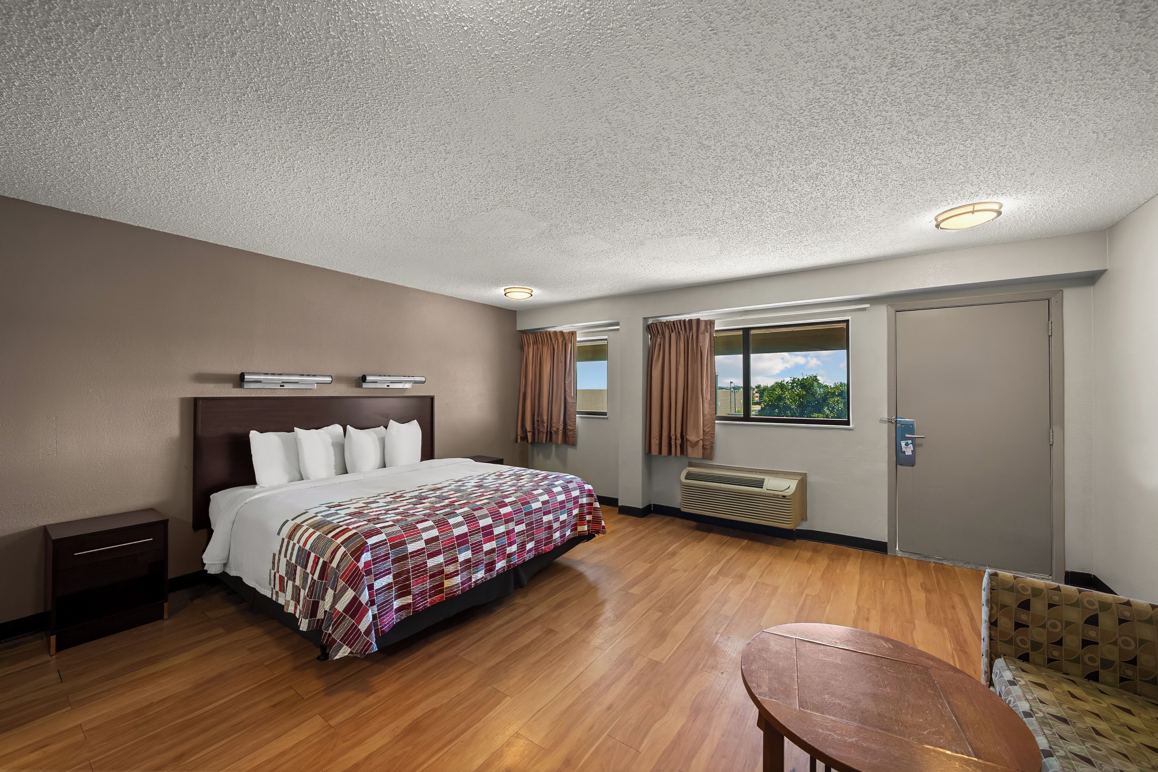Photo - Red Roof Inn Dallas - DFW Airport North