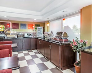 Bao gồm bữa sáng buffet hàng ngày