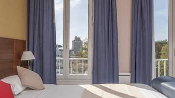 Double Junior Suite (Sea or Pool View) | Premium bedding, pillowtop beds, desk, laptop workspace