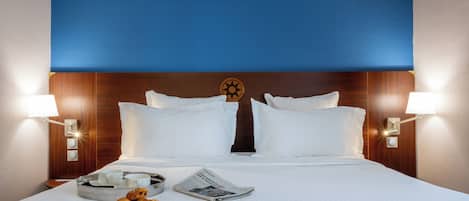 أغطية فراش متميزة وأسرّة بطبقة علوية مريحة ومكتب