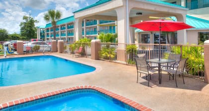 Days Inn by Wyndham Gulfport