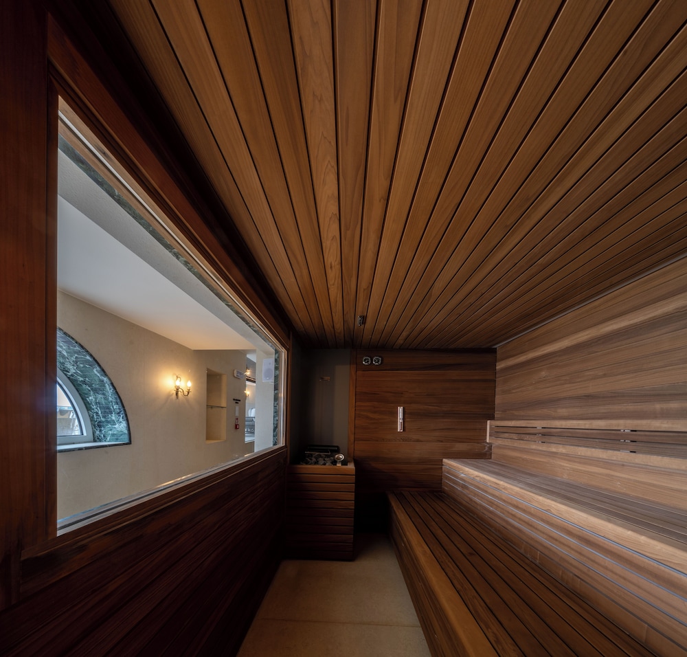 Excelsior Palace Hotel by null