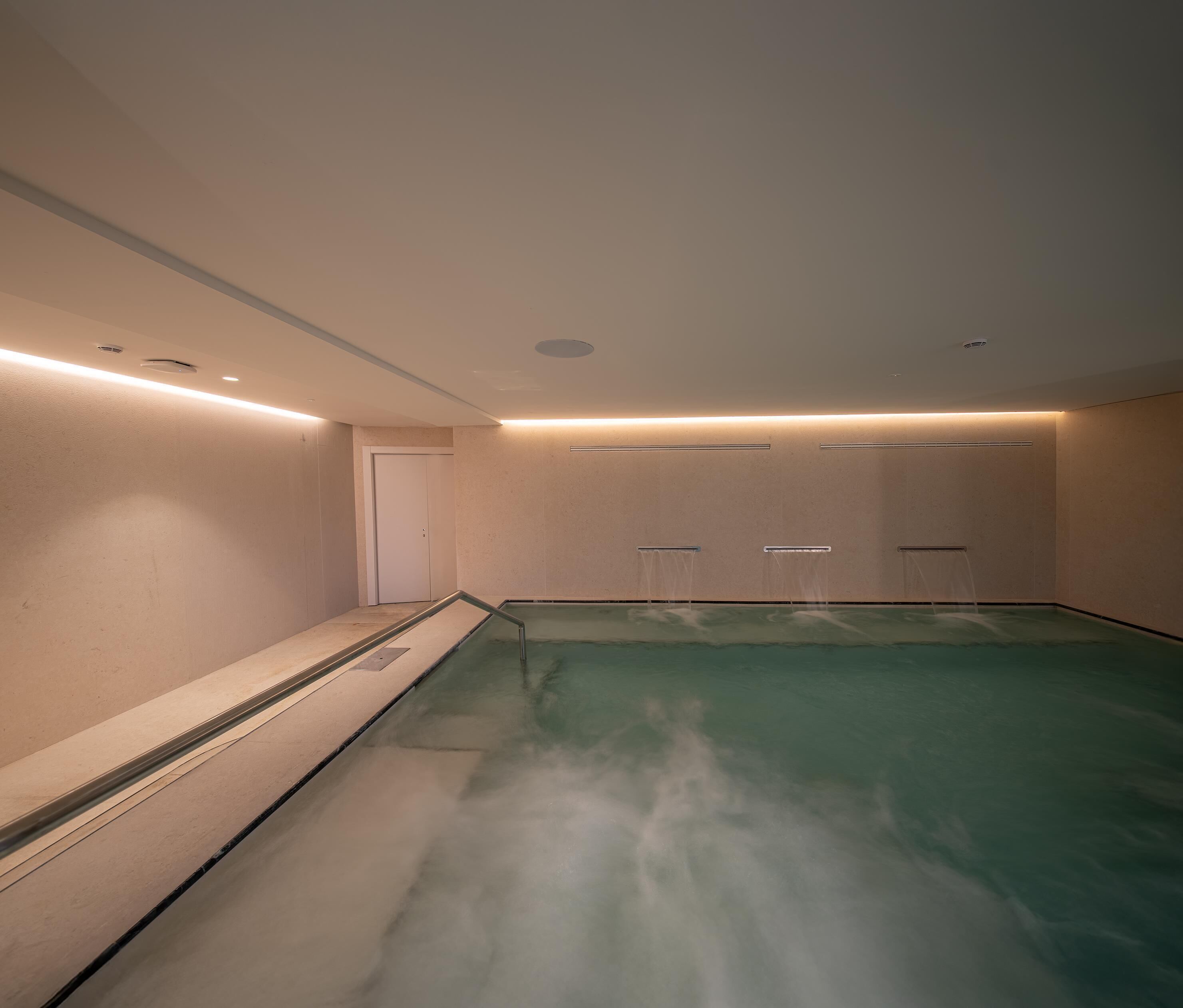 body treatments, aromatherapy, hot stone massages, deep-tissue massages