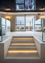 Sauna, hot tub, Turkish bath, body treatments, facials