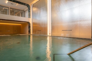 Body treatments, aromatherapy, hot stone massages, deep-tissue massages