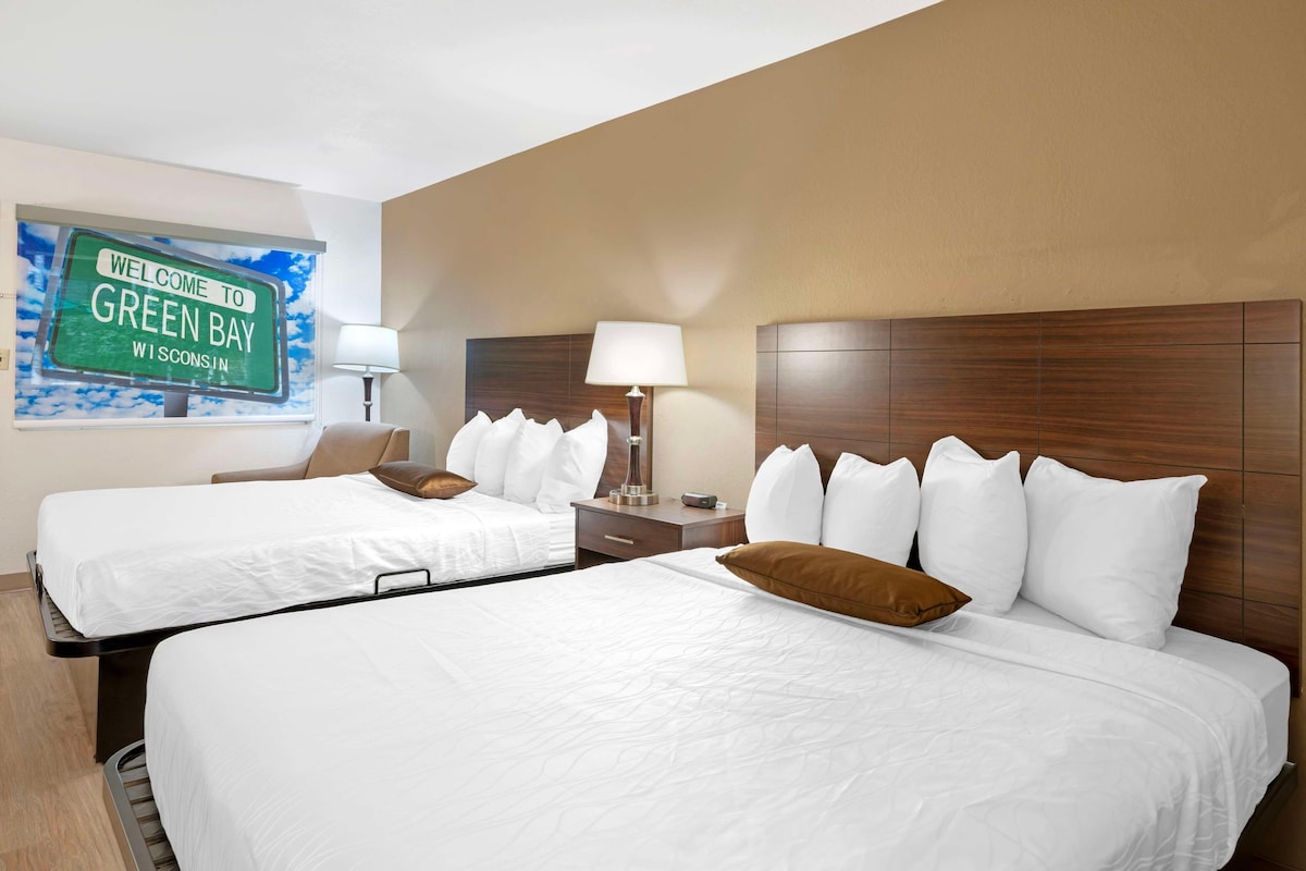 In-room safe, soundproofing, iron/ironing board