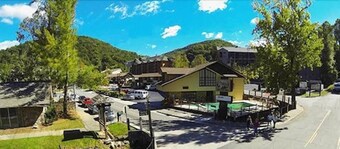 Mountain House Inn