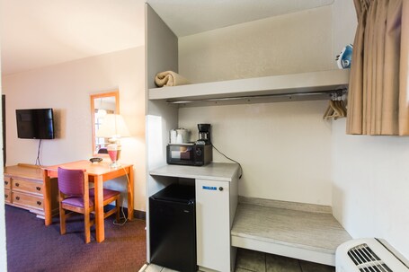 Mountain House Inn - Image 33