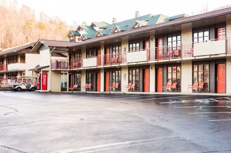 Mountain House Inn - Image 53