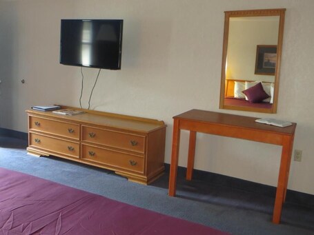 Mountain House Inn - Image 49