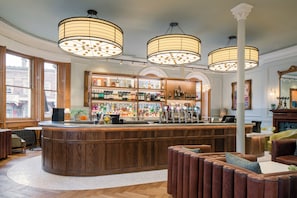 Bar (on property) - The Queen at Chester Hotel, BW Premier Collection (Chester)