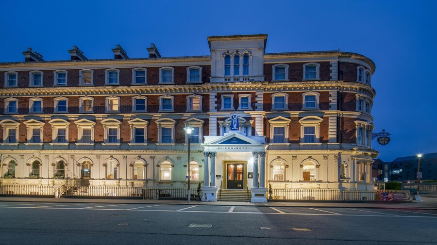 The Queen at Chester Hotel, BW Premier Collection