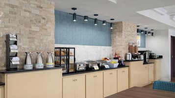 Free daily continental breakfast