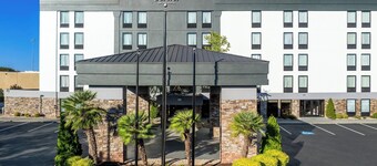 Garner Hotel August West by IHG