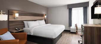 Garner Hotel August West by IHG