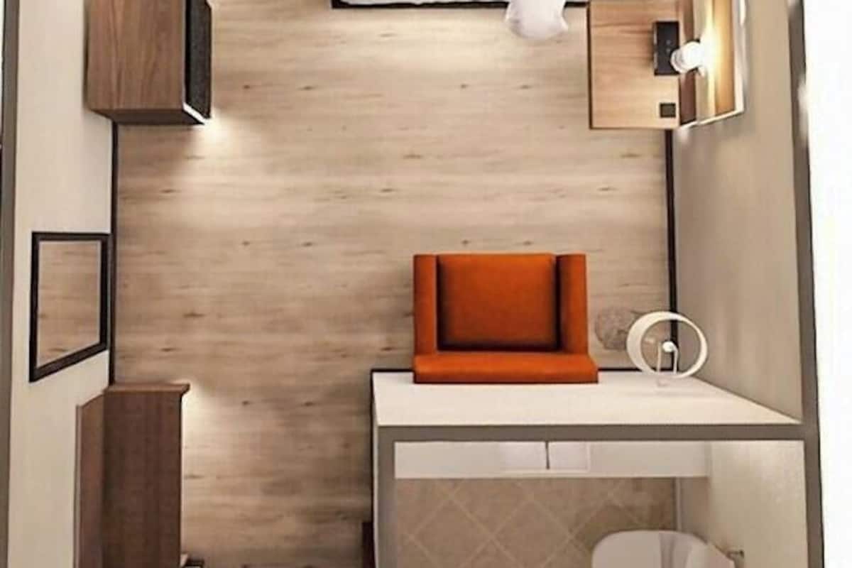 Habitación estándar, 1 cama King size | Ropa de cama de alta calidad y escritorio