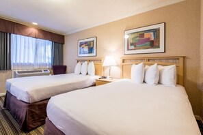 Coffres-forts dans les chambres, bureau, rideaux occultants