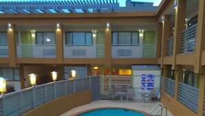 Unclassified image, 3 of 61, button - Civic Center Motor Inn (San Francisco)