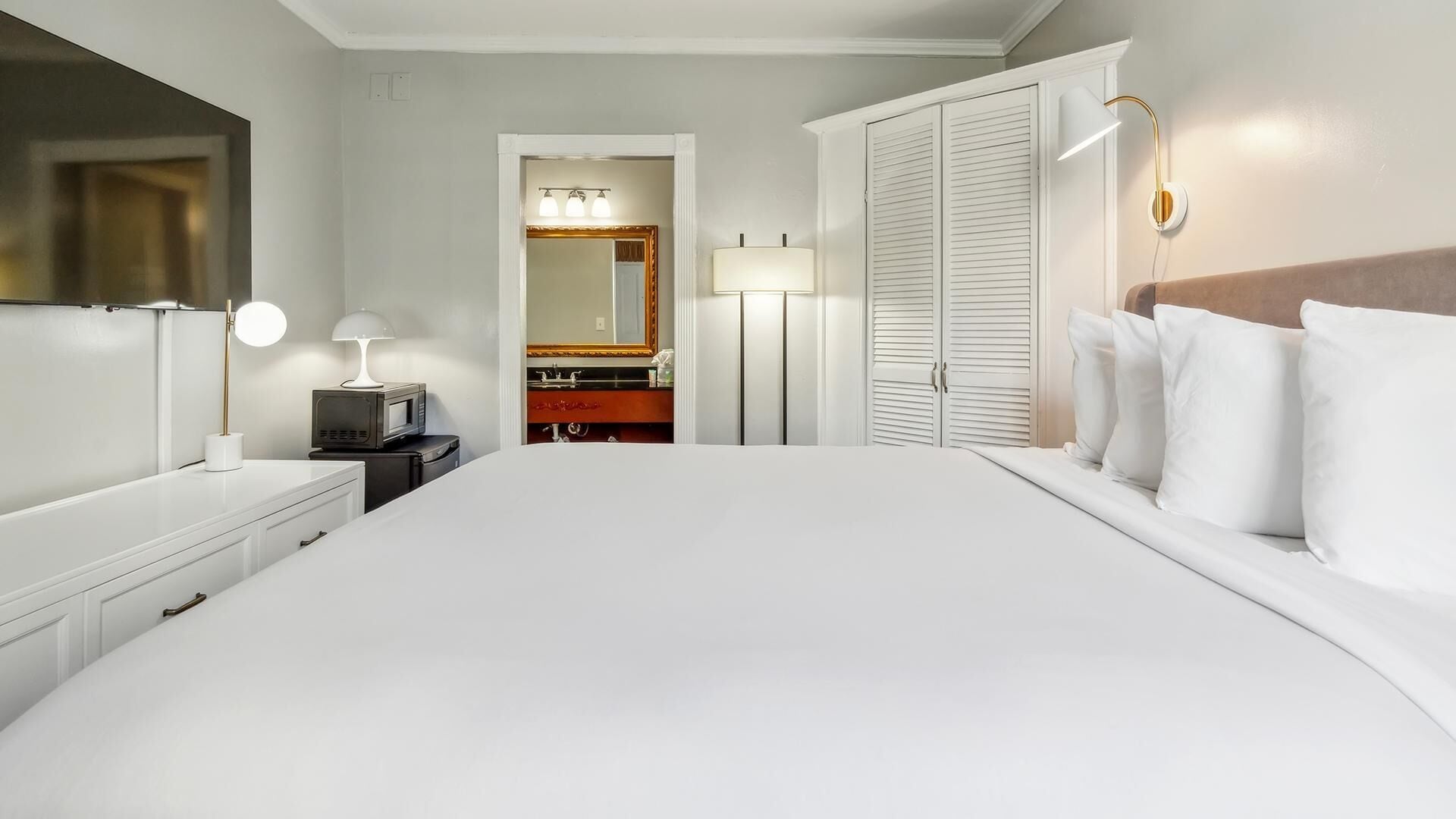 Pillow-top beds, in-room safe, desk, laptop workspace
