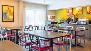 Free daily full breakfast