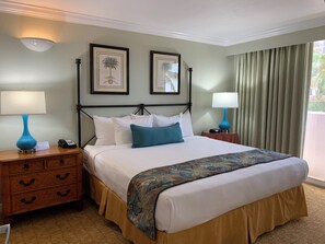 Premium bedding, down duvets, in-room safe, individually furnished