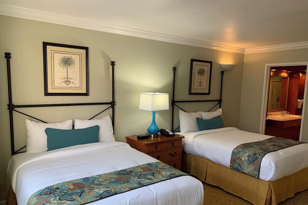 1 bedroom, premium bedding, down comforters, in-room safe