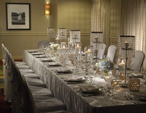 Banquet hall - Atlanta Marriott Suites Midtown (Atlanta)