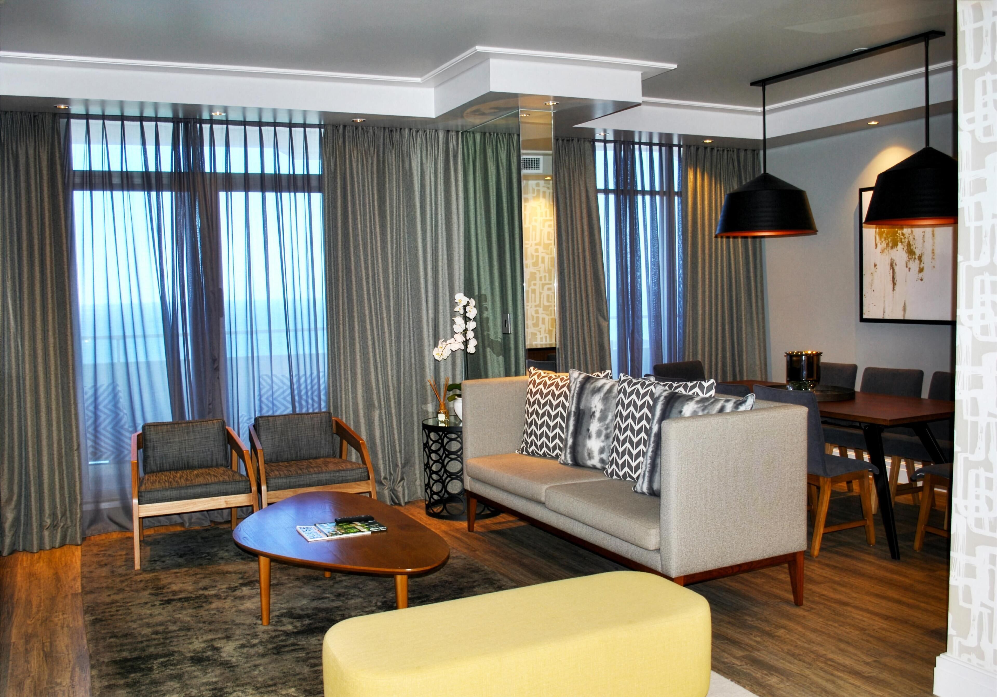 Apartment | Minibar, in-room safe, desk, laptop workspace