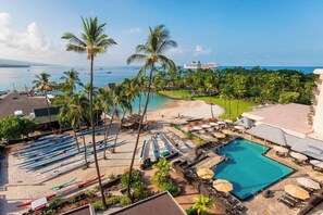 View from property - Courtyard by Marriott King Kamehameha's Kona Beach Hotel (Kailua-Kona)
