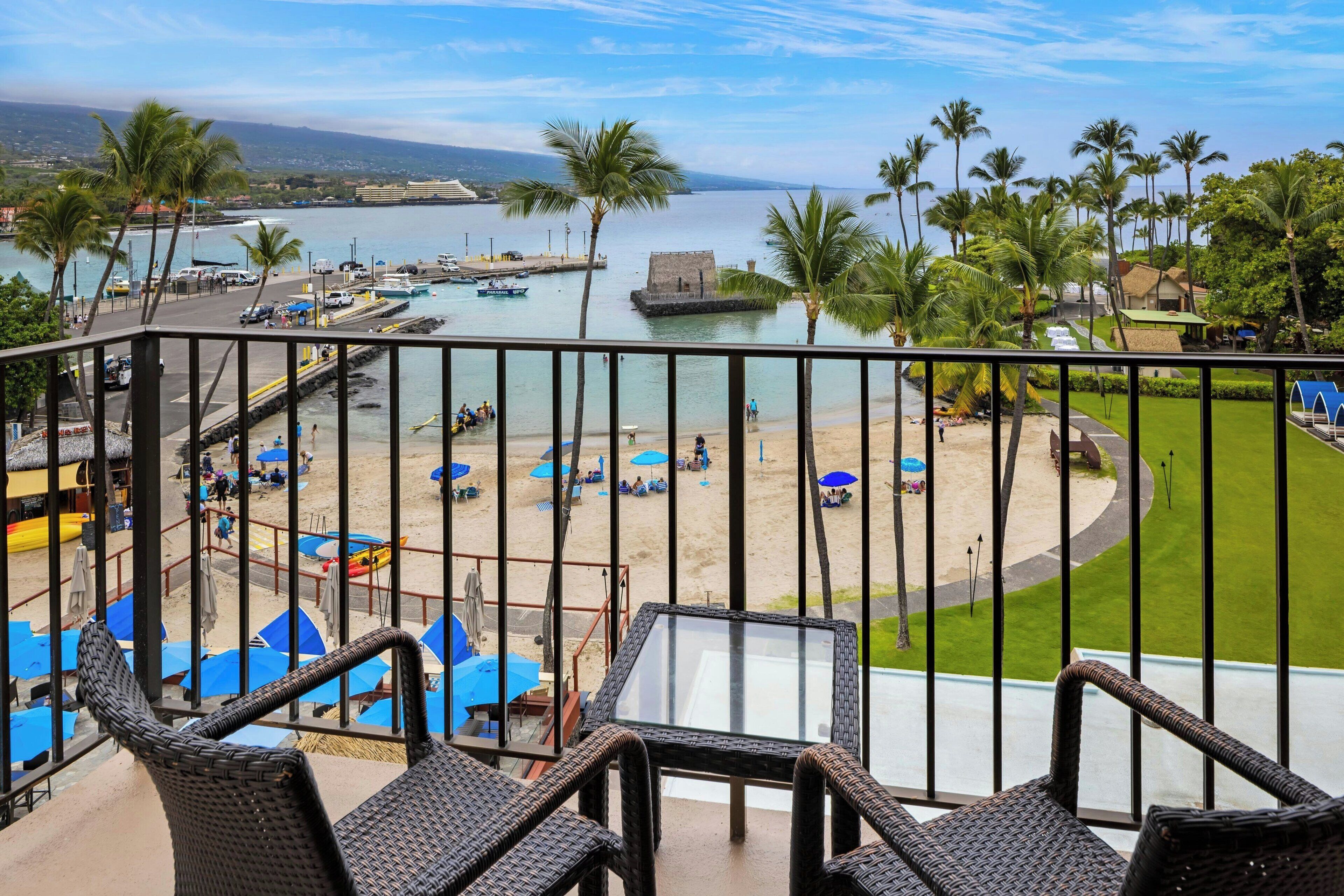 客房内保险箱、办公桌、熨斗/熨衣板、免费婴儿床