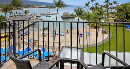Courtyard by Marriott King Kamehameha's Kona Beach Hotel
